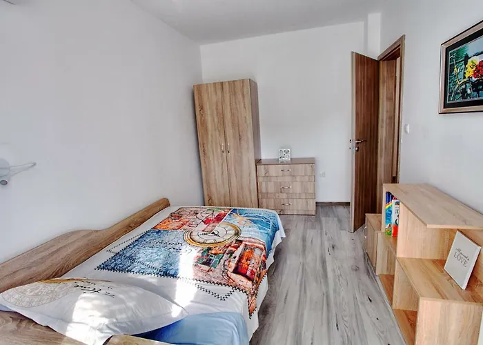 Apart Apartments Апартаменти *